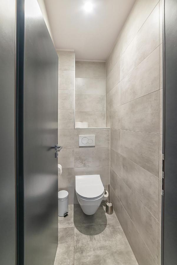 Timeout City Hotel Liptovský Mikuláš エクステリア 写真